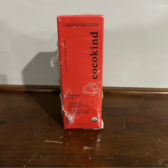 NEW Cocokind Rosewater Facial Toner 4 FL OZ/120mL - Picture 1 of 3